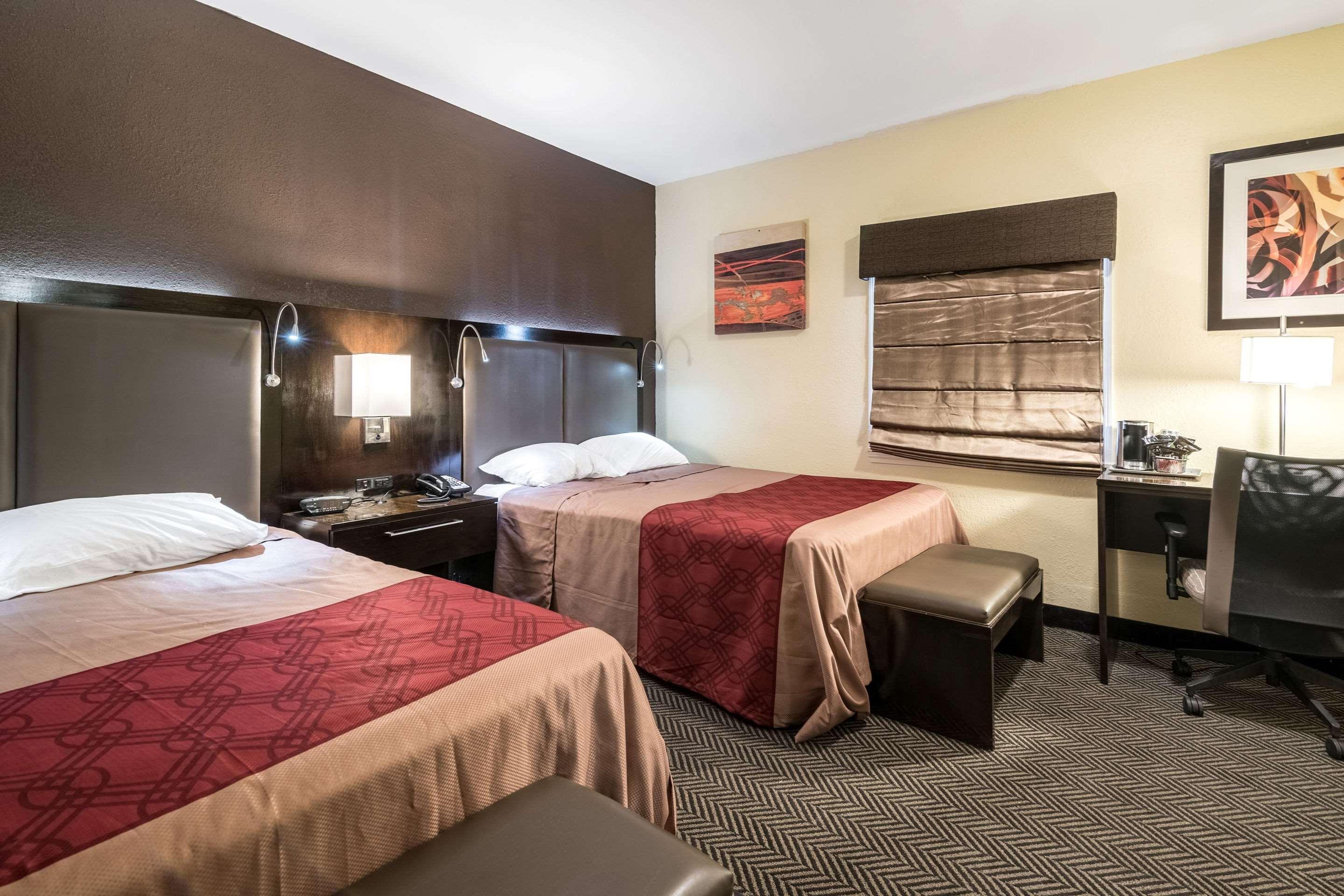 Econo Lodge Rutland City Near Hwy 7 Extérieur photo