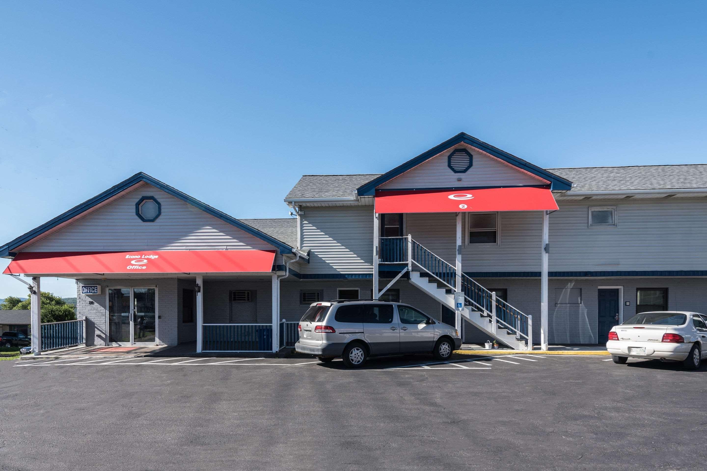 Econo Lodge Rutland City Near Hwy 7 Extérieur photo