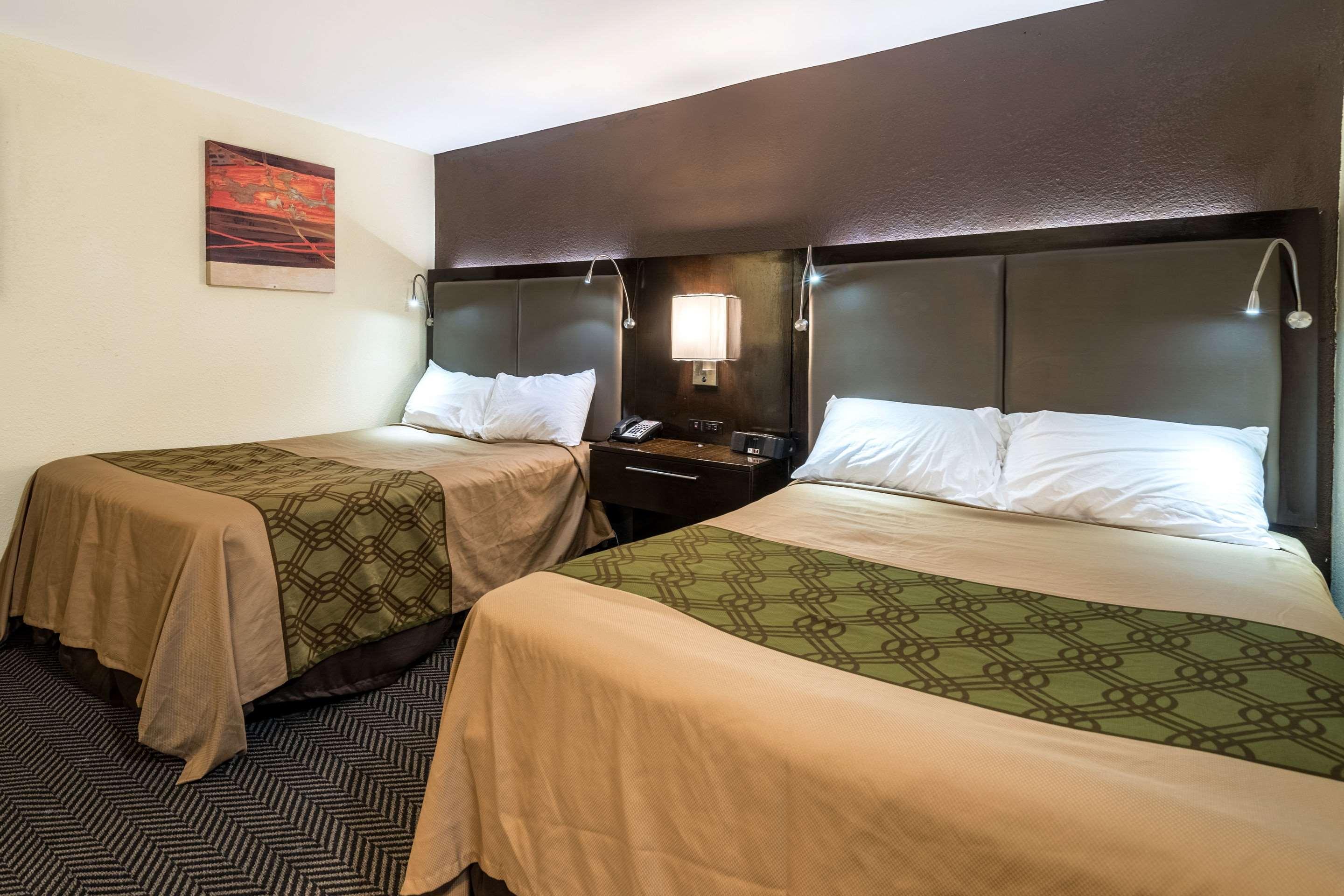Econo Lodge Rutland City Near Hwy 7 Extérieur photo