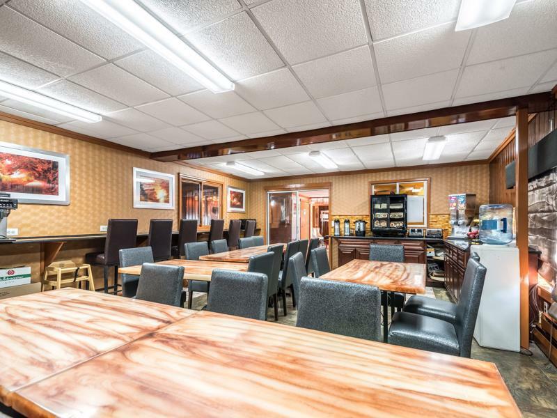 Econo Lodge Rutland City Near Hwy 7 Extérieur photo
