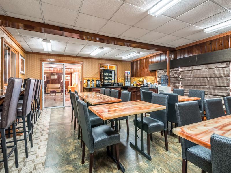 Econo Lodge Rutland City Near Hwy 7 Extérieur photo