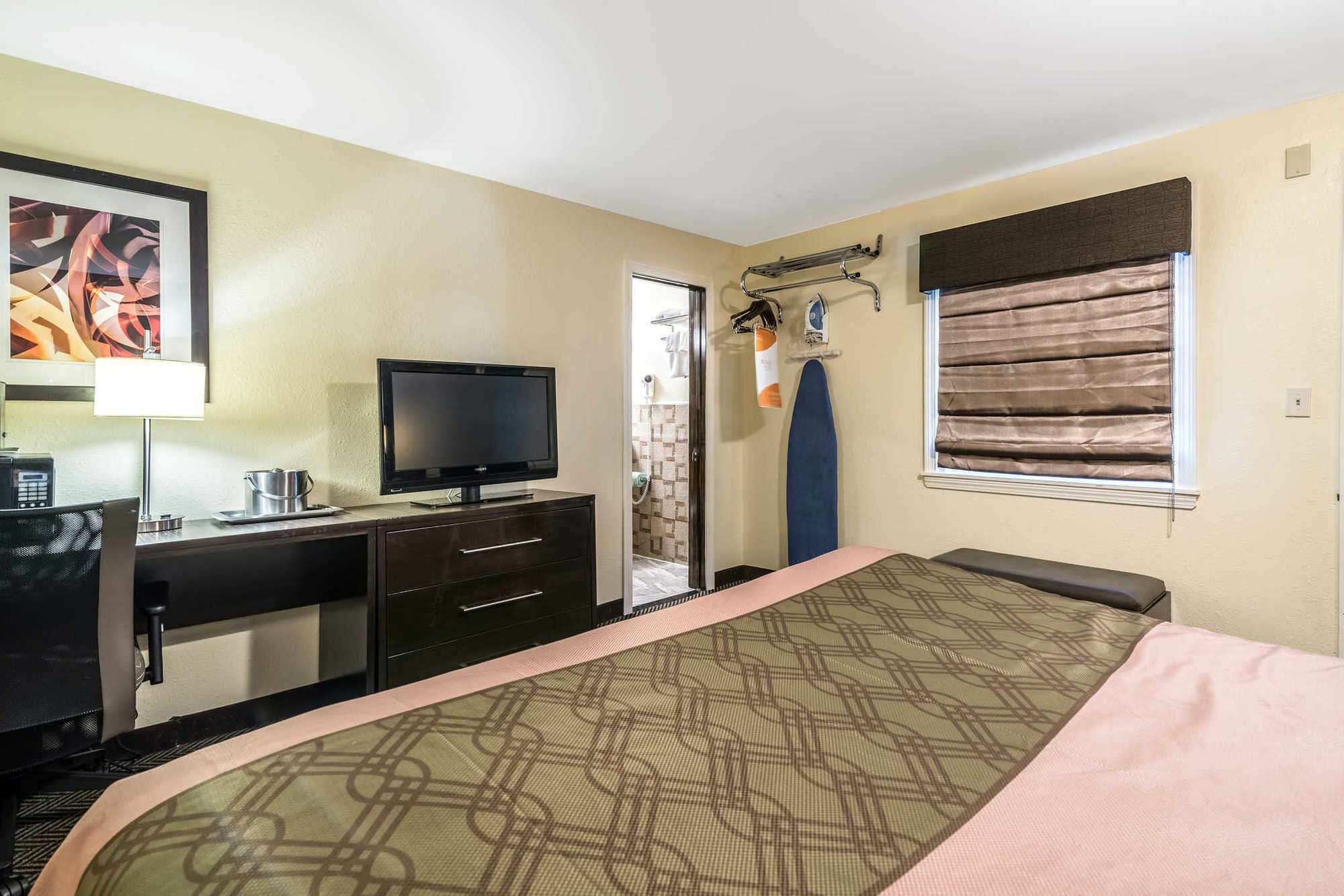 Econo Lodge Rutland City Near Hwy 7 Extérieur photo